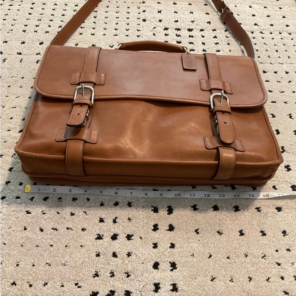 Coach tan leather buckle front bag - Picture 9 of 12